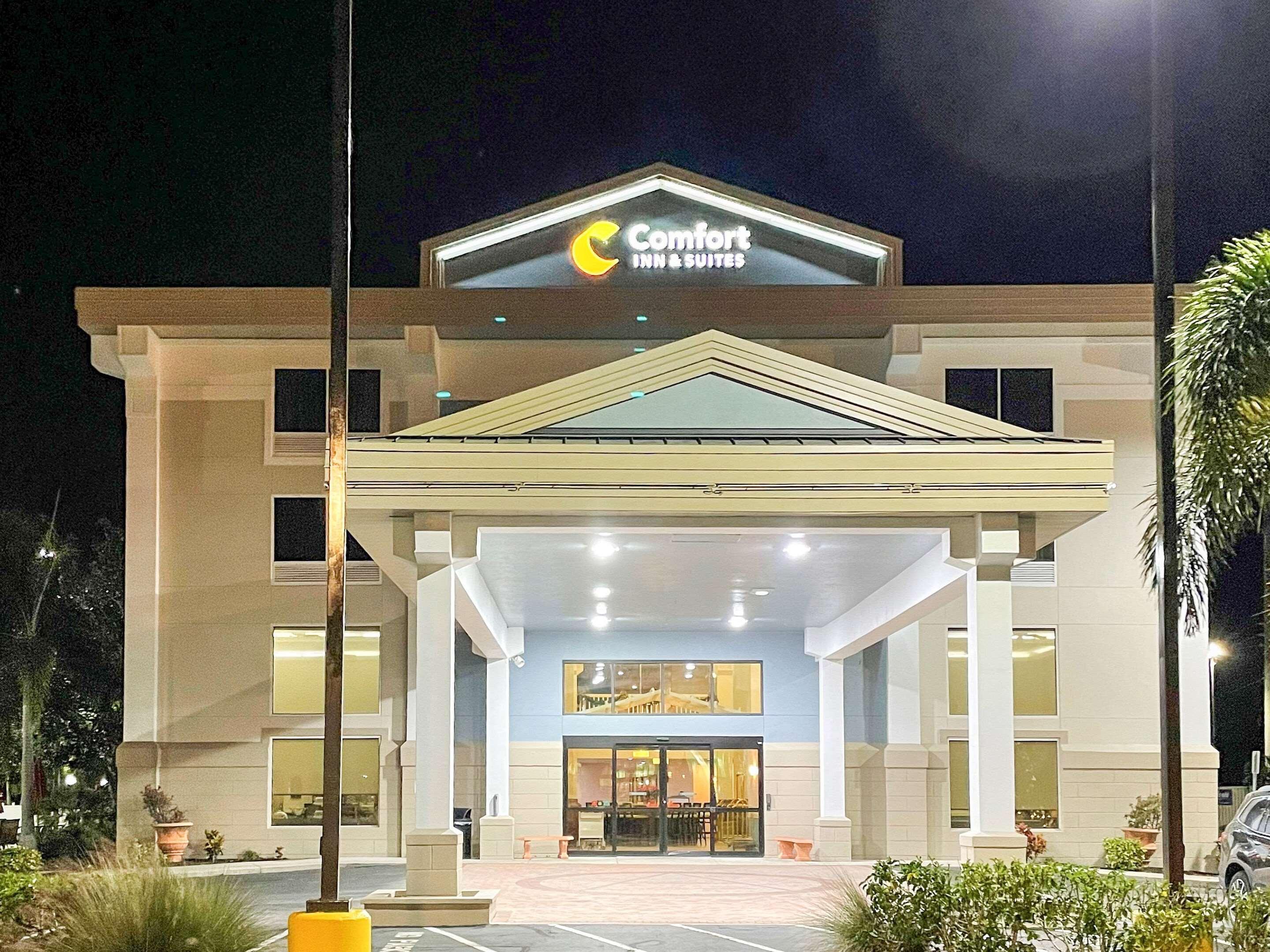 Comfort Inn & Suites Sarasota I75 The Meadows Exteriér fotografie